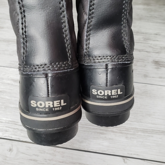 Sorel Tofino Boots Calf NEW Womens Black Fur Topped Duck Rubber Boots 8 Designer - Picture 7 of 11